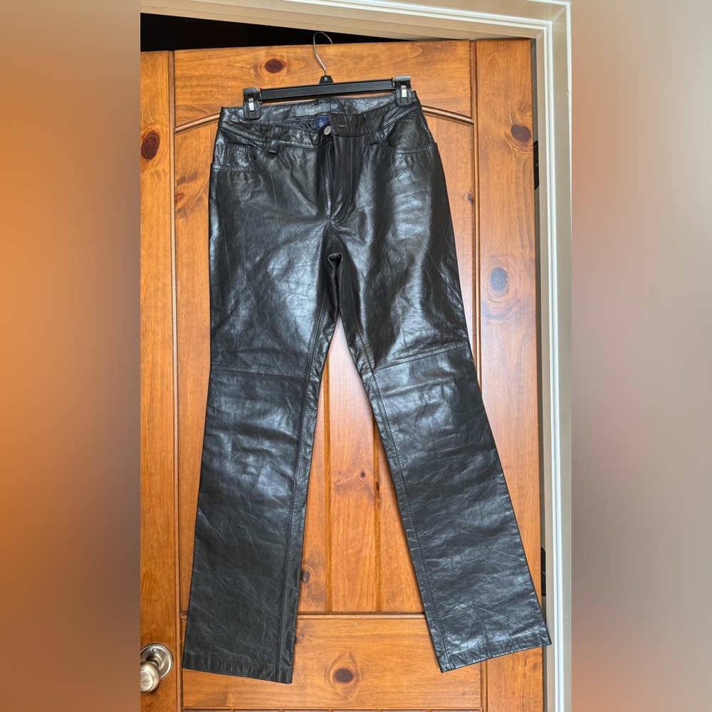 Vintage Gap leather pants, black, size 4